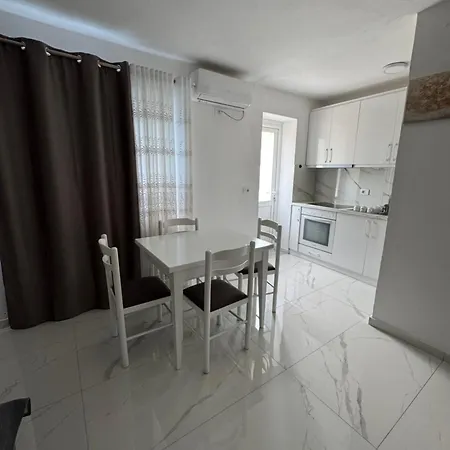 The Arch Appartement Berat